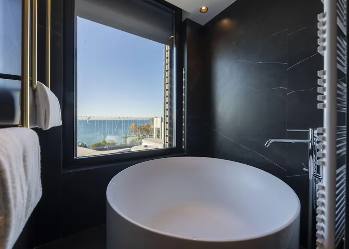 Maisonme Boutique Hotel (Adults Only)