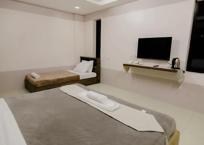 The Horizon Suites And Arcade