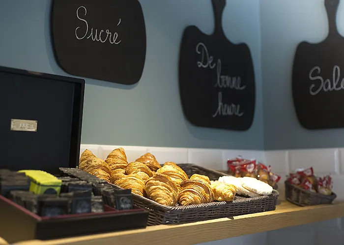 Brit Hotel Essentiel Arverne - Clermont-Ferrand Sud