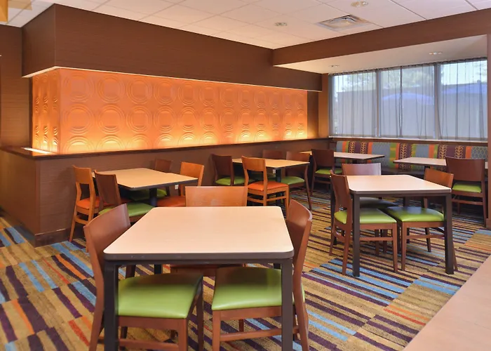 Fairfield Inn & Suites Farmington