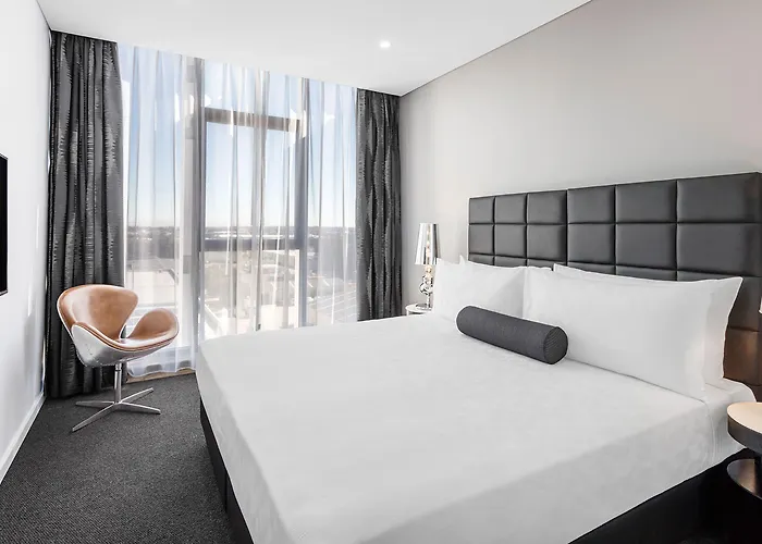 Meriton Suites Mascot Central