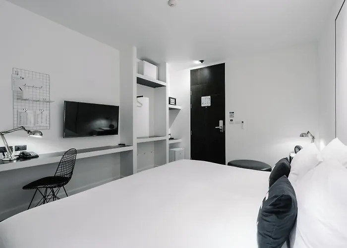 Blu Monkey Hub And Hotel Phuket Town