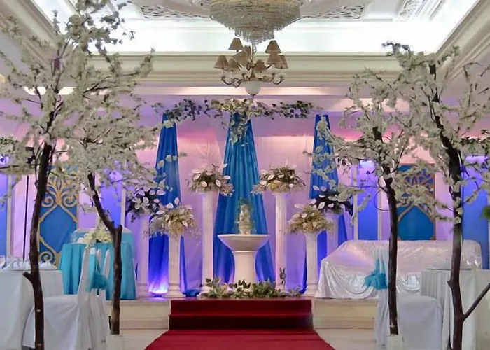 Royal Garden Hotel
