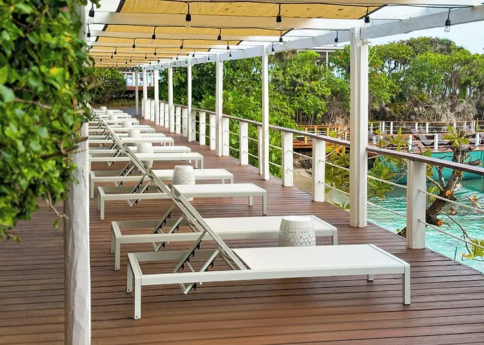 Hotel Roatán Media Luna Resort, Affiliated by Meliá