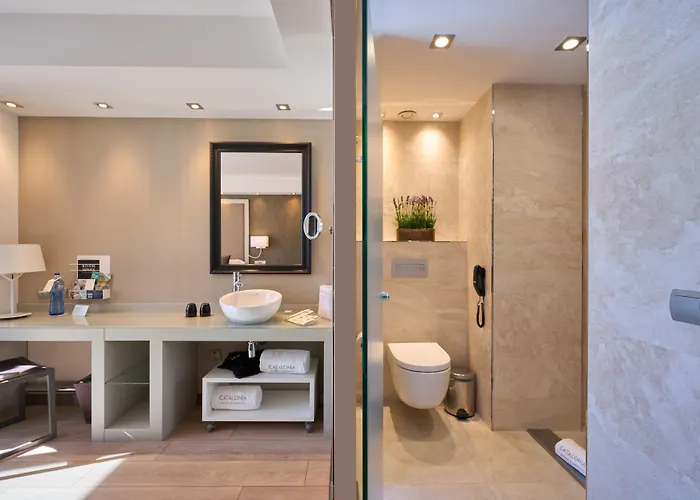 Catalonia Square 4* Sup