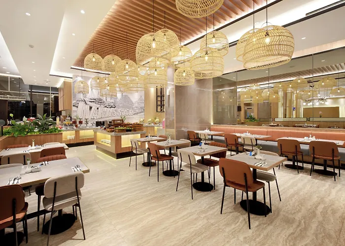 Aston Inn Pantai Losari Makassar