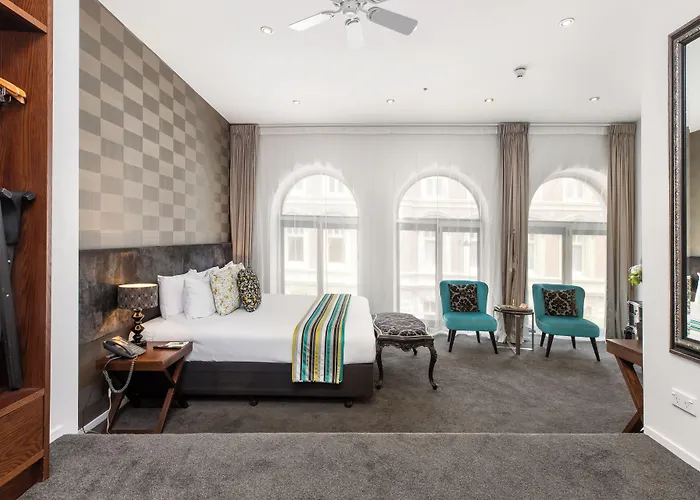 Hotel 115