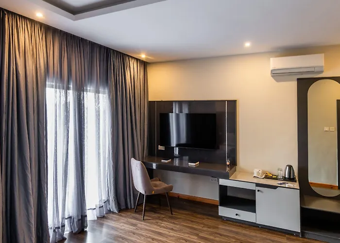 Protea Hotel By Marriott Delta