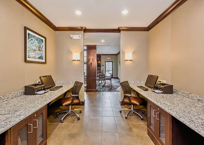 Staybridge Suites Bismarck By Ihg
