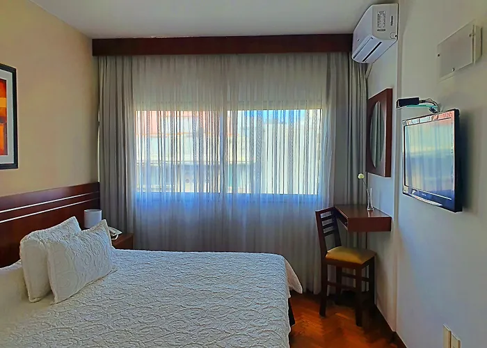 Hotel America