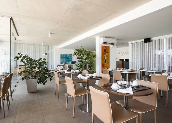 Uy Proa Sur Hotel