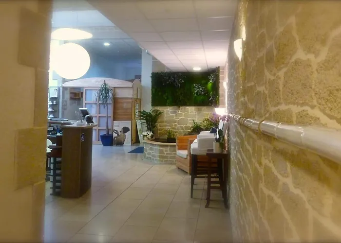 Brit Hotel Alghotel
