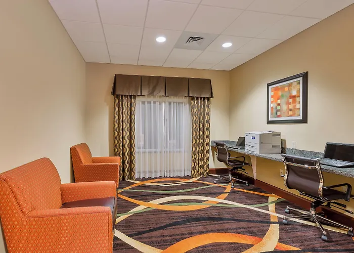Holiday Inn Express Hotel & Suites Salina By Ihg