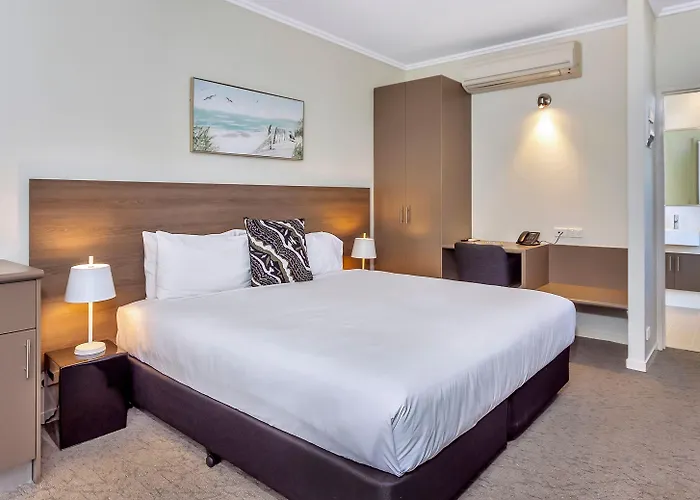 New Haus By Hougoumont Hotel, Former Bannister 22