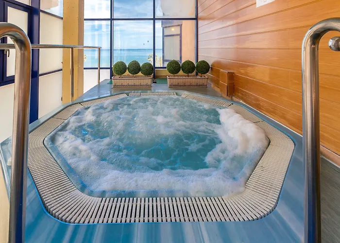 Hotel Yaramar - Adults Recommended
