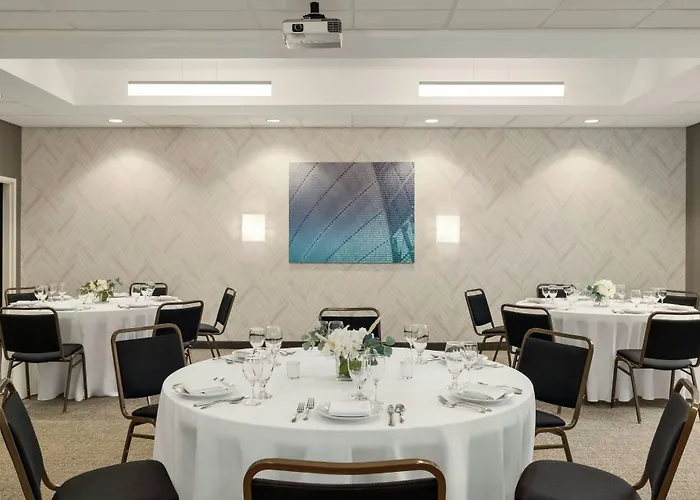 Springhill Suites By Marriott Roanoke