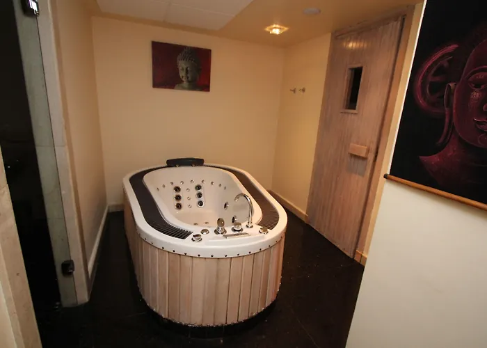 Casablanca Suites&Spa