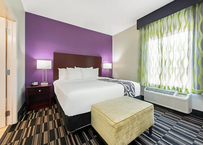 La Quinta By Wyndham Bridge City-Orange