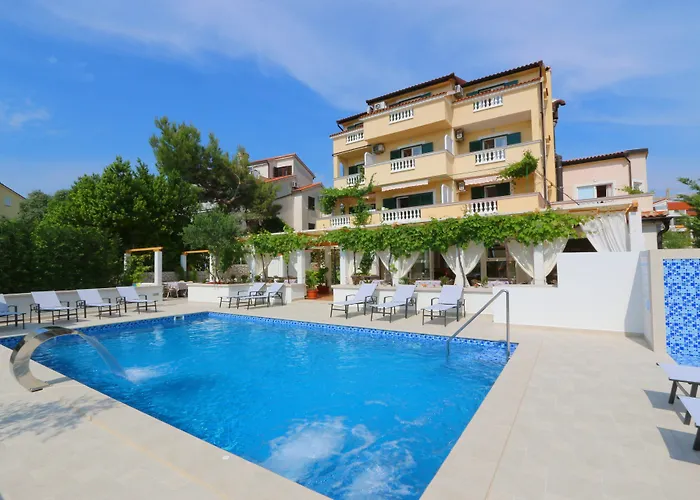 Pansion Villa Bok