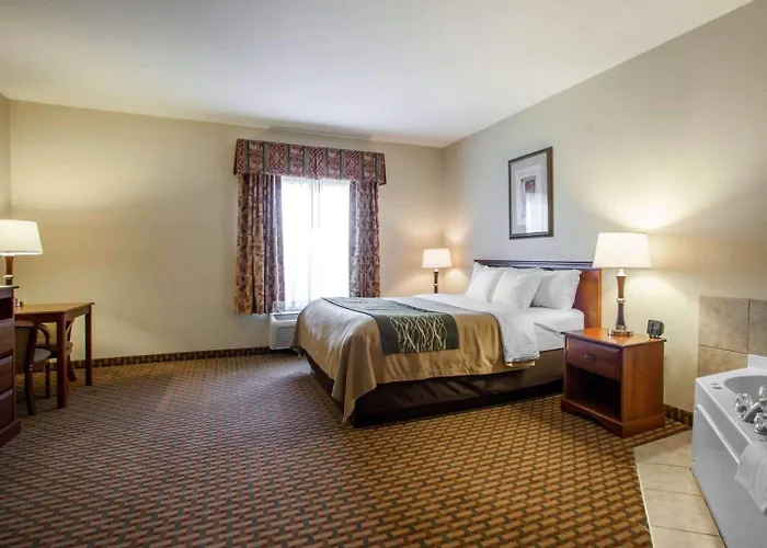 Comfort Inn & Suites Harrisonville