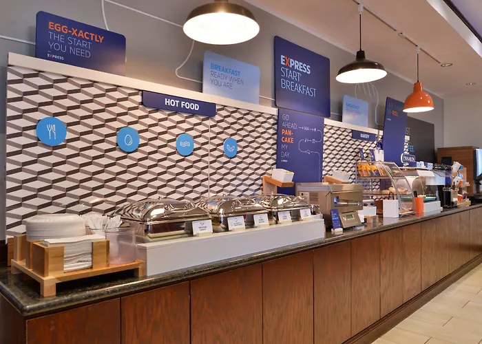 Holiday Inn Express & Suites Pittsburg By Ihg