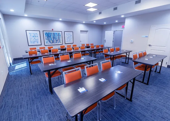 Holiday Inn Express Hotel & Suites Crestview South I-10 By Ihg