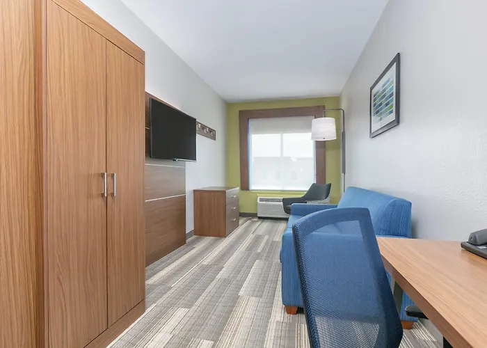 Holiday Inn Express Hotel & Suites Clute-Lake Jackson By Ihg