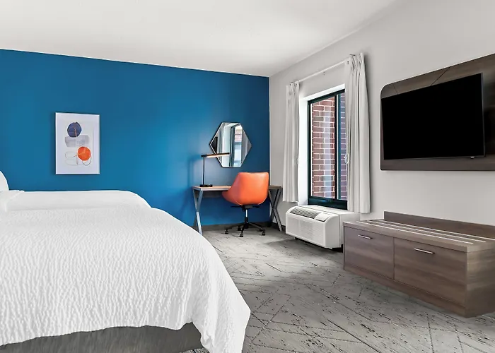 Holiday Inn Express & Suites Detroit - Novi By Ihg