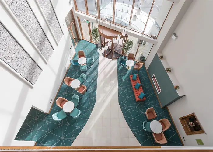 Mcwilliam Park Hotel