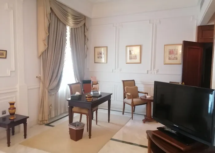 Les Oliviers Palace