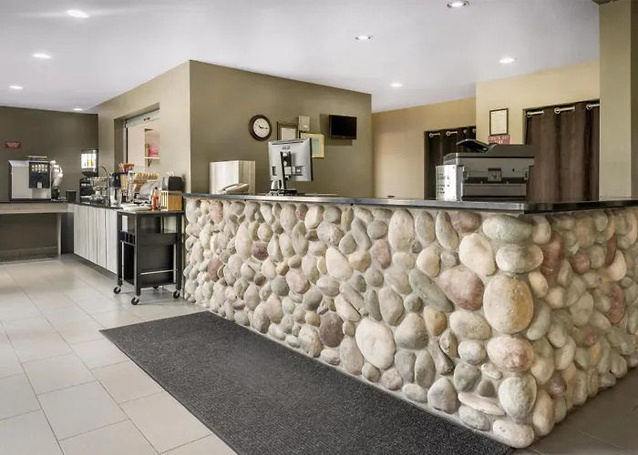 Surestay Plus Hotel By Best Western Lethbridge