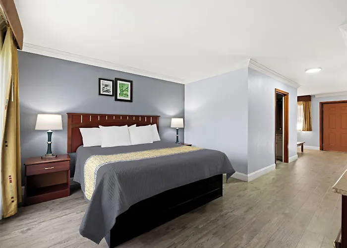 Village Haven Inn & Extended Stay