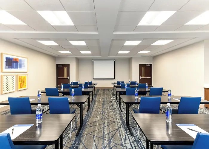 Holiday Inn Express Hotel & Suites Eugene Downtown - University By Ihg