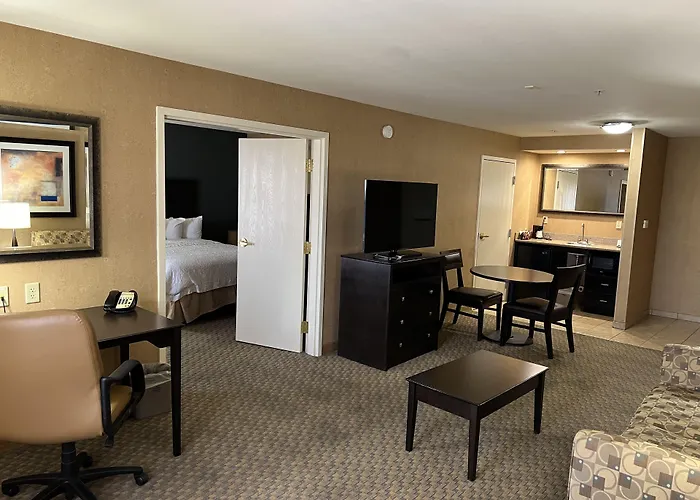 Hampton Inn And Suites Barstow