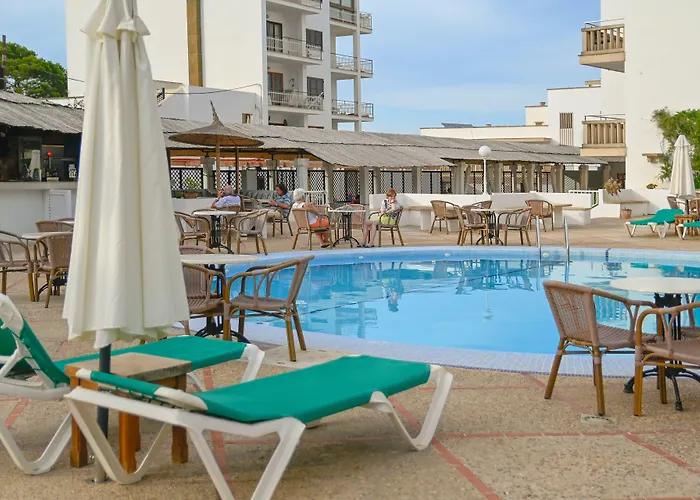 Hotel Pinos Playa