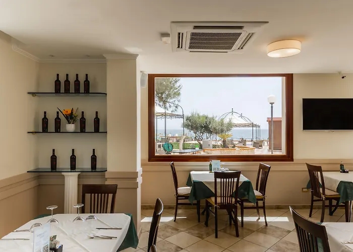 Apulia Hotel Taranto Ara Solis