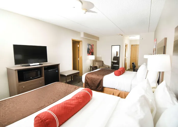 Best Western Plus Sandusky Hotel & Suites