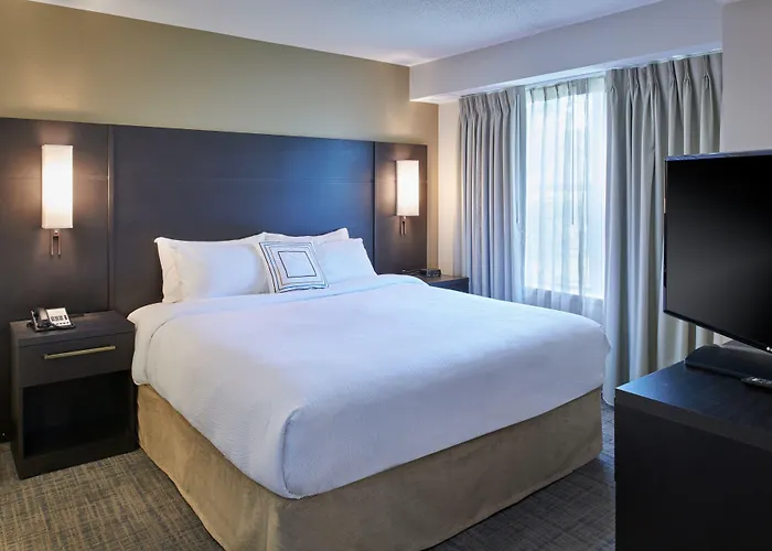 Residence Inn By Marriott Detroit / Novi