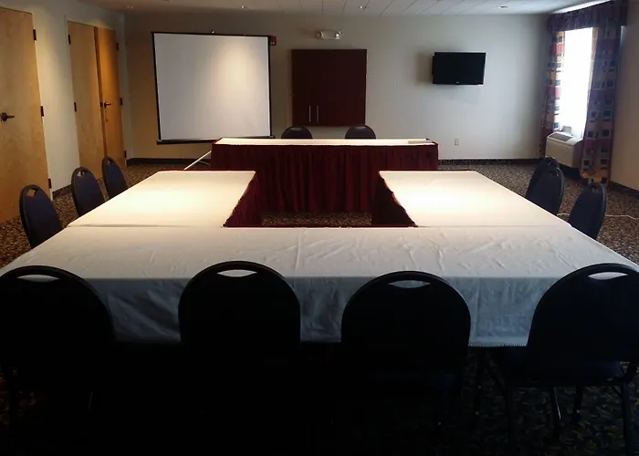Holiday Inn Express Hotel & Suites Richland