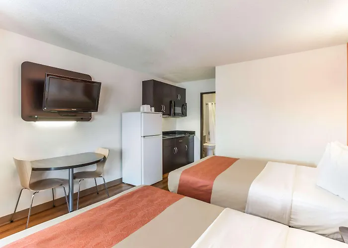 Motel 6-Lethbridge, Ab