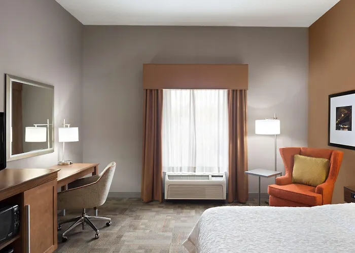 Hampton Inn Pell City