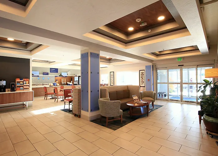 Holiday Inn Express Hotel & Suites Ashland By Ihg