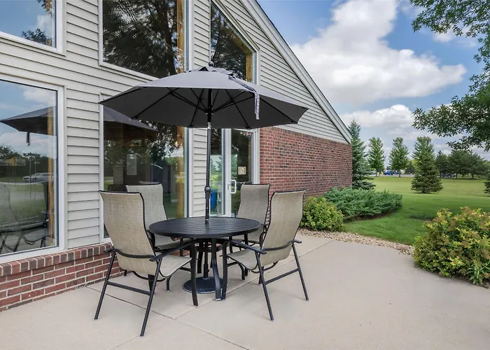 Surestay Plus Hotel By Best Western Litchfield