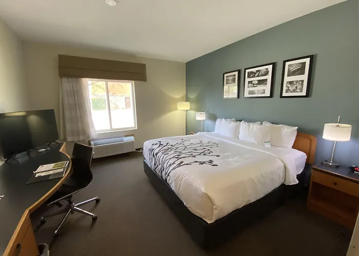 Sleep Inn & Suites Davenport - Quad Cities