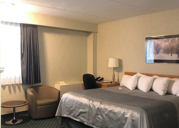 Travelodge By Wyndham Winnipeg East