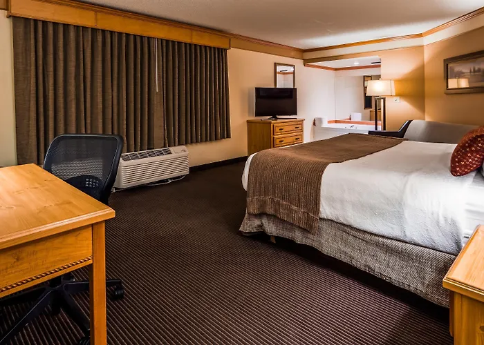 Best Western Plus Sidney Lodge
