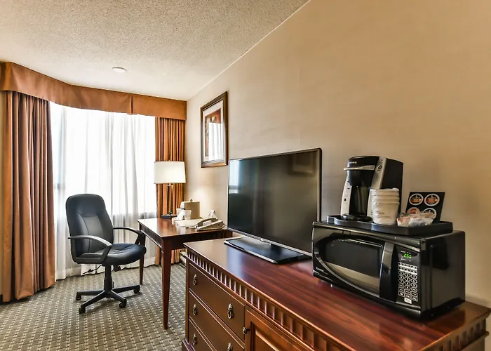Best Western Plus Cambridge Hotel