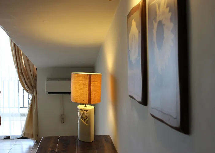 Holiday Suites Hotel & Beach Resort