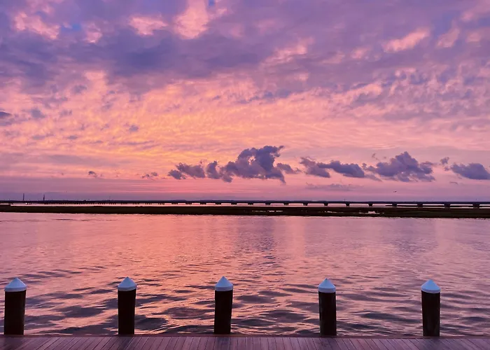 Comfort Suites Chincoteague Island Bayfront Resort