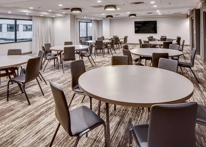 Doubletree By Hilton Hotel & Suites Jersey City